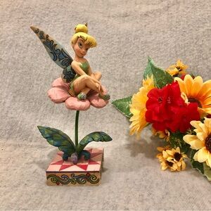NWOT - Disney Showcase Tinker Bell ‘Sitting Pretty’ Figurine